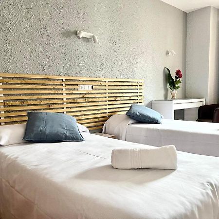 ז'אקה Hotel Acebo Plaza Mayor מראה חיצוני תמונה