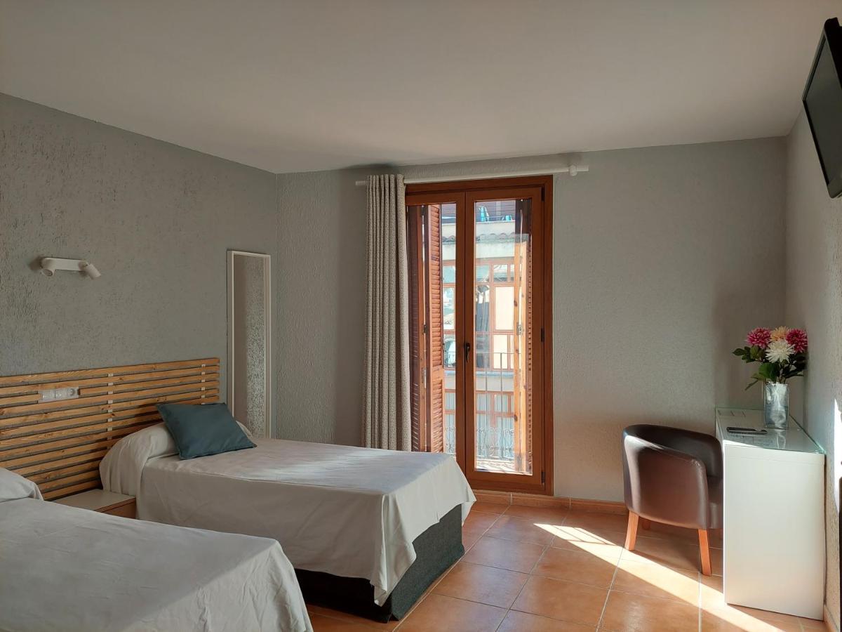 ז'אקה Hotel Acebo Plaza Mayor מראה חיצוני תמונה