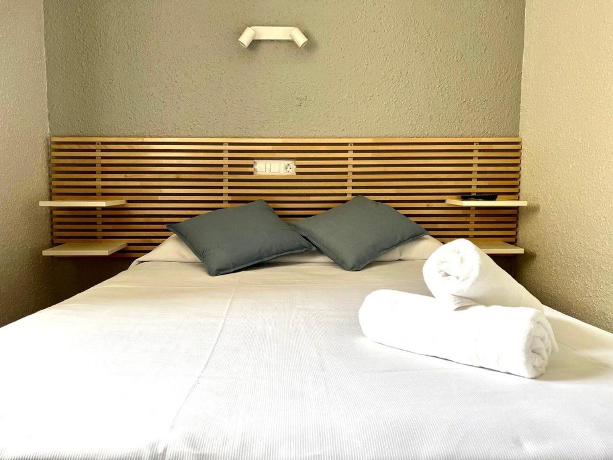 ז'אקה Hotel Acebo Plaza Mayor מראה חיצוני תמונה