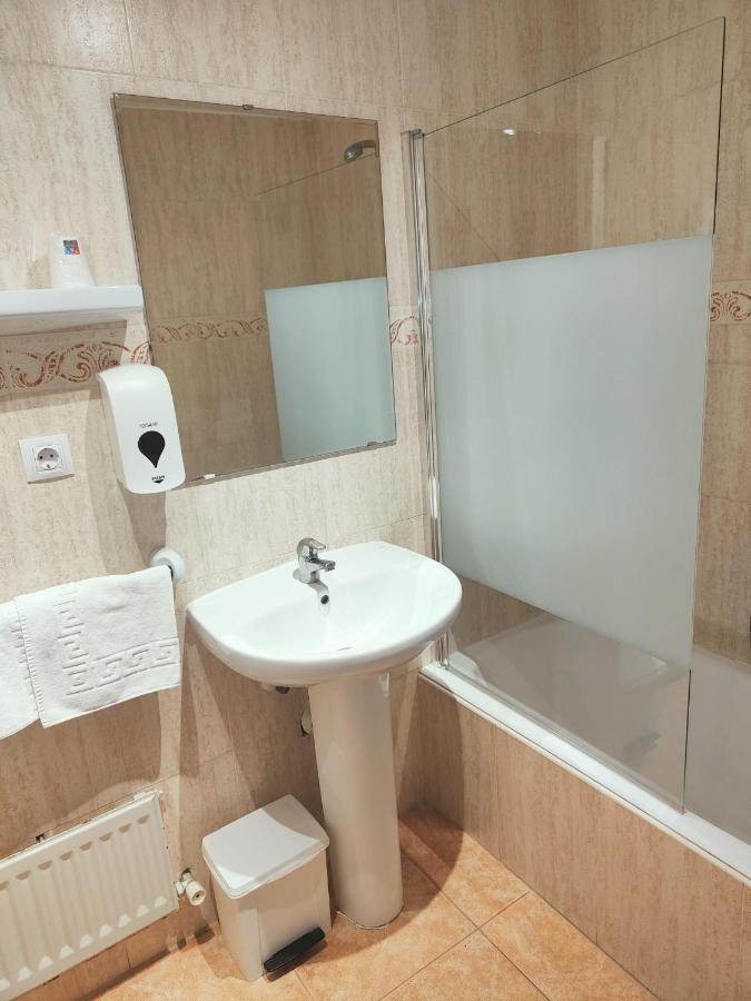 ז'אקה Hotel Acebo Plaza Mayor מראה חיצוני תמונה
